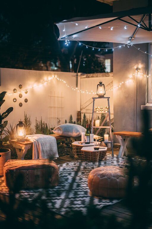 Tips for Creating a Cozy Outdoor Space for Relaxing and Entertaining